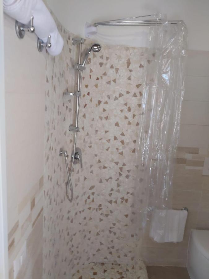 Amos Port-Suite Civitavecchia Exterior foto